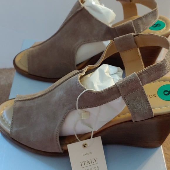 sophia milano Shoes - Sophia Milano Dress Sandals.  Size 8 TAUPE SALE